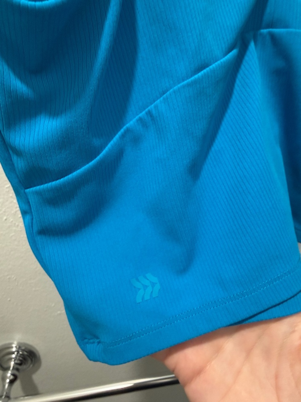 Target Blue Crop Top - Picture 3 of 6